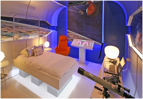 Starship bedroom for teenagers from Extreme Makeover Home Edition. Spacecraft dormitory for boys