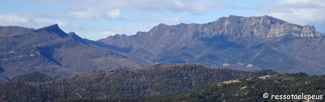 Recorrent territori de volcans III