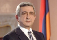 El presidente Serzh Sargsyan envió un mensaje con el motivo del día de la República