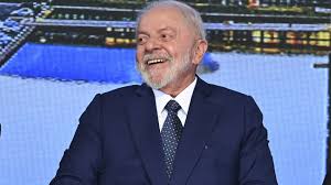 No Ceará, Lula pede para beneficiária do Bolsa Família que “pare de ter filho”