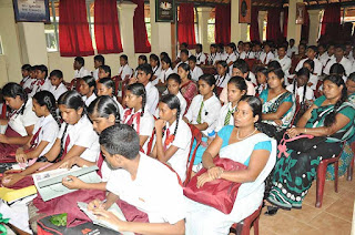 Students of the schools in the Biyagama Education Division who participated at the EnvironmentDay Debate Competition