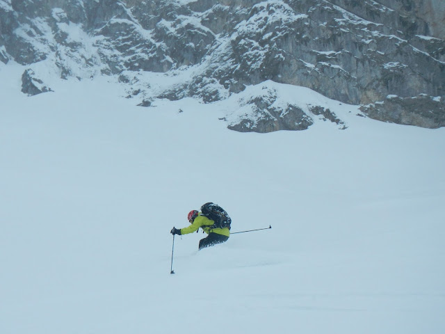 ski de rando Combe a Marion couloir nord des ARAVIS Manu RUIZ