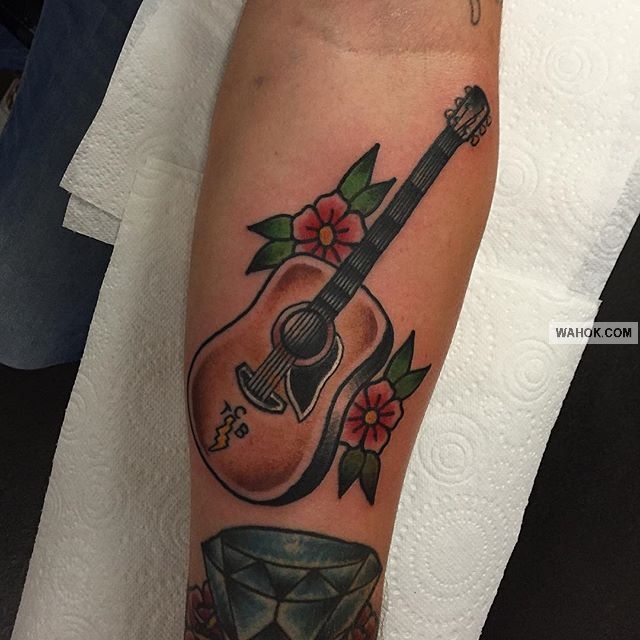 Gambar 60 Gambar Tato 3d Simpel Gitar Terbaru Keren Lengan 