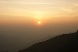 Sunrise uebern Mount Everest