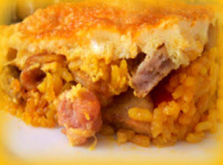 Arroz gratinado con embutidos