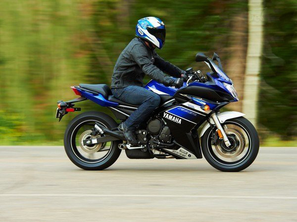 motors e 2013 Yamaha FZ6R