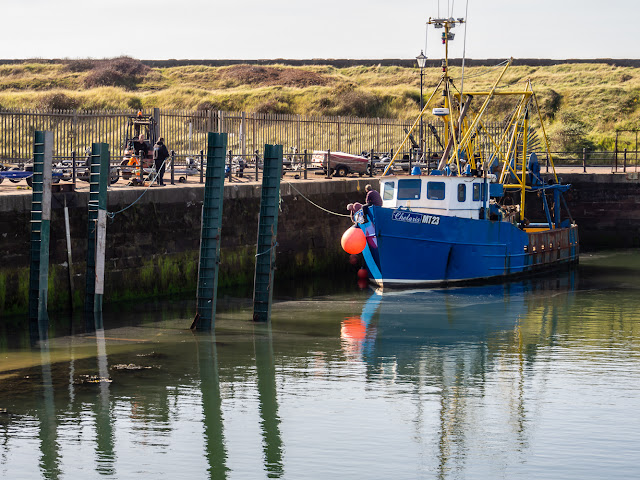 Photo of Chelaris heading into the boat hoist