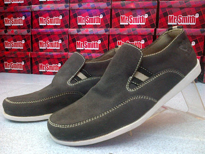 jual sepatu casual pria