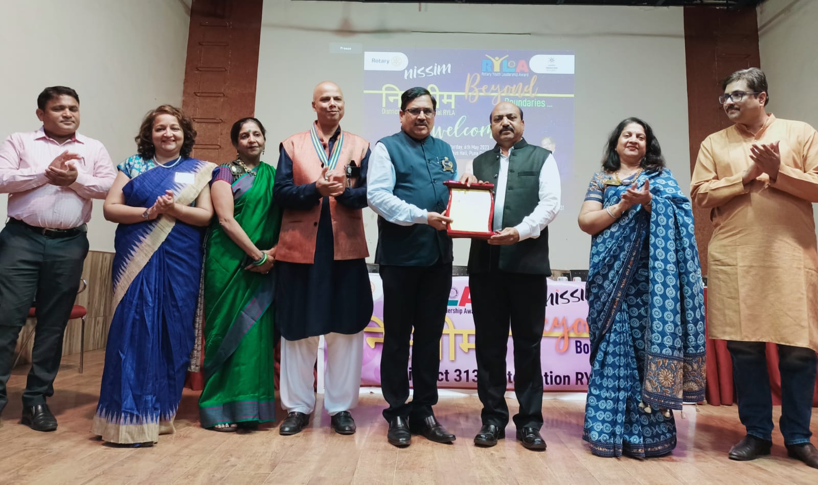 Rotary Club of Talegaon Dabhade confers Rotary Vocational Excellence Award 2023 to Dr. Aftab Anwar Shaikh