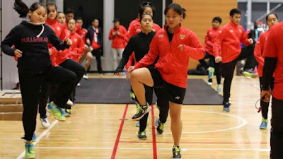 Di Tengah Suhu 0 Derajat, Pebulutangkis Indonesia Berlaga Di BWF World Junior Championships 2018