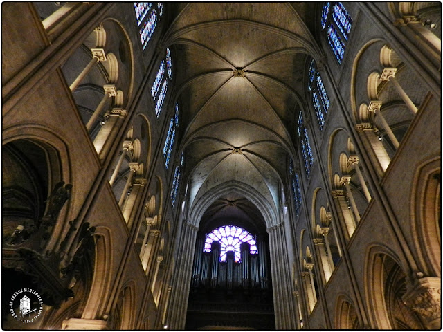 PARIS (75) - Cathédrale Notre-Dame (Portfolio des 850 ans du monument - Intérieur)