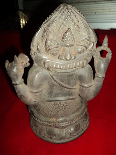 Patung Dewa Ganesha Hitam