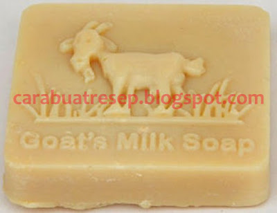 Foto Resep Sabun Susu Kambing Etawa (Goat's Milk Soap) Sederhana Spesial Asli