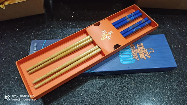 Tiger Street Food chopstick set