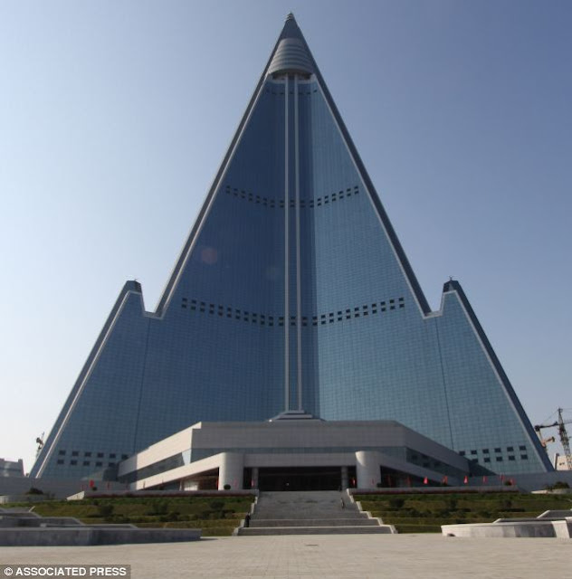 WORLD LARGEST MODREN PYRAMID