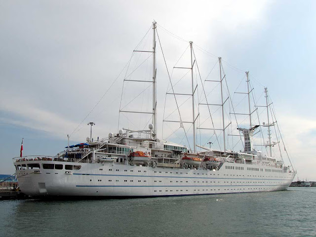 Wind Surf cruise ship, IMO 8700785, port of Livorno