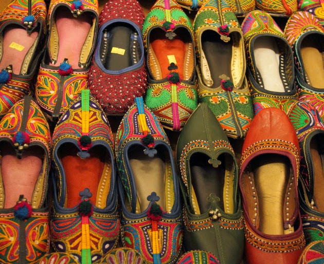 Colorful Jodhpuri shoes on sale at Jodhpur, Rajasthan