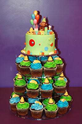 Curious George Birthday Cake on Pin Taras Cupcakes Monkey And Polka Dots Cake Cake On Pinterest
