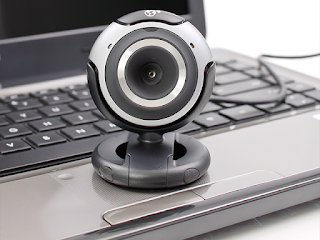 Mengatasi WebCam Laptop yang Gelap atau Buram