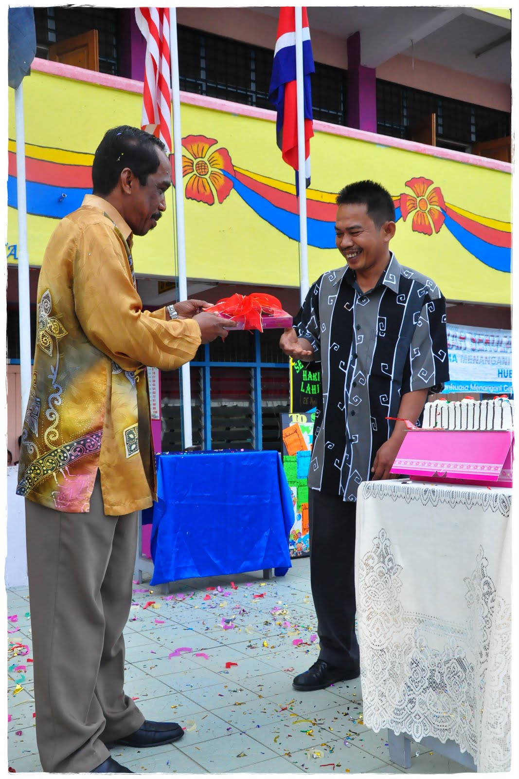 J-QAF Sk Sulaiman: Selamat Hari Lahir Guru Besar Mr. Azor