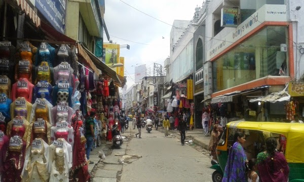 Commercial Street - Women's Shopping Street