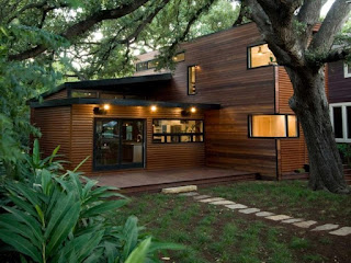 The Latest Modern Wooden House Design.jpg