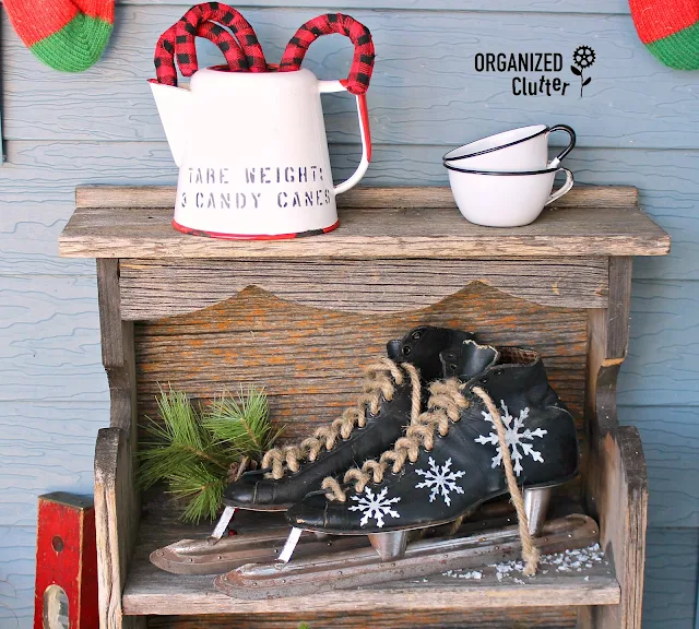 2019 Rustic Christmas Covered Patio Junk Decor #RusticChristmas #oldsignstencils #farmjunk #farmtools #farmsequipment #plaid #buffalocheck #outdoordecor