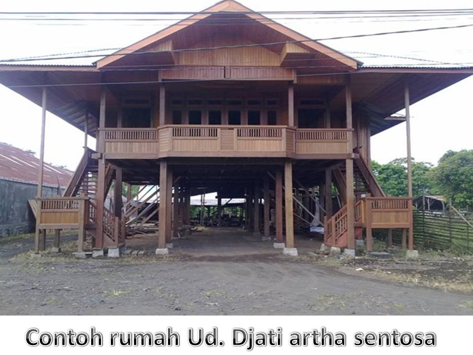  Rumah  Panggung Woloan