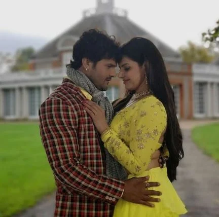 Madhu Sharma's hit jodi with Famous Bhojpuri Star | Most loved on-screen couples of Bhojpuri industry