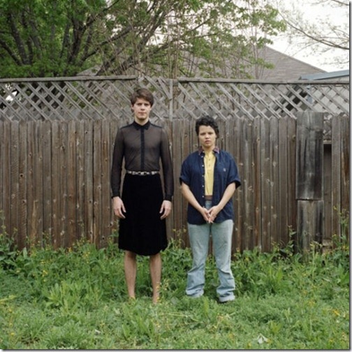 theyre_the_splitting_image_of_one_another_640_43