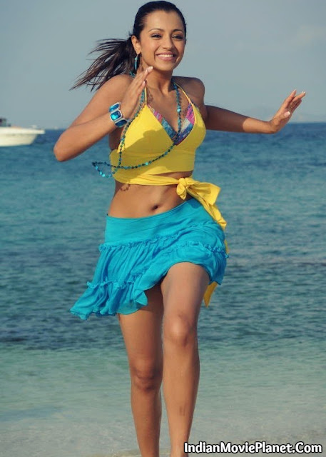 Trisha latest hot navel showing running stills