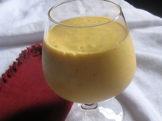 Mango Smoothie with Coconut Milk and Banana