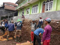 Peduli Santri, Koramil Salem Karya Bakti di Pondok Pesantren