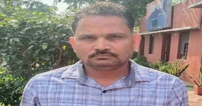 faridabad-police-and-health-department-team-arrested-the-fake-doctor