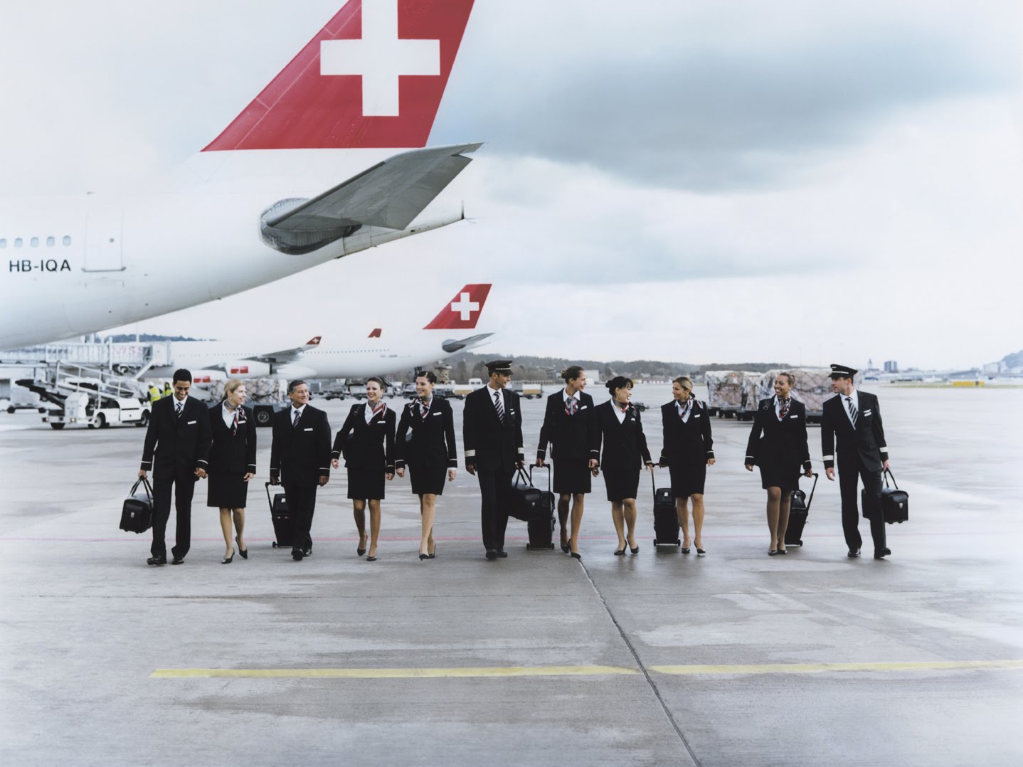 jet-airline: Swiss Airlines Cabin Crew