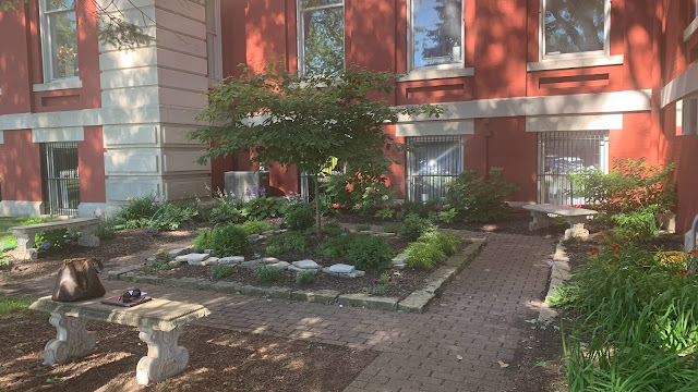 Courthouse Garden Bed