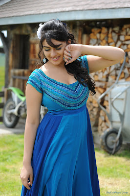 Hansika_Motwani_Cute_Photos