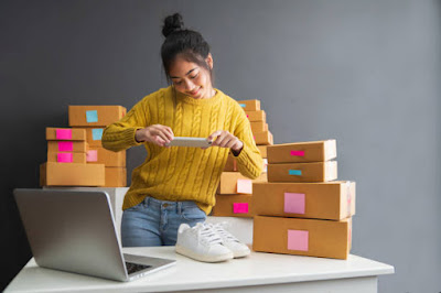 Ilustrasi kerja sampingan mahasiswa (Sumber: iStock)