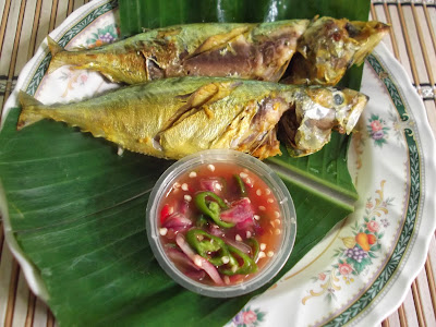 Ikan bakar dan air asam special