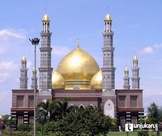 masjid Dian Al Mahri Depok - Inilah 5 masjid termegah dan terbesar di Indonesia