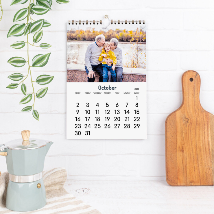 Wall calendar