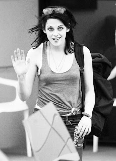 amazing hot kristen stewart, kristen stewart birthday, kristen stewart blonde, kristen stewart hot, kristen stewart pictures, kristen stewart sexy, pictures of kristen stewart, 