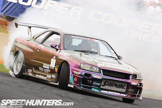 Nissan Skyline R34 GT-R