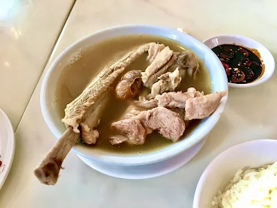 Legendary Bak kut Teh(レジェンダリーバクテー)の肉骨茶