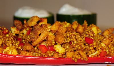 Crunchy quinoa in puntpaprika