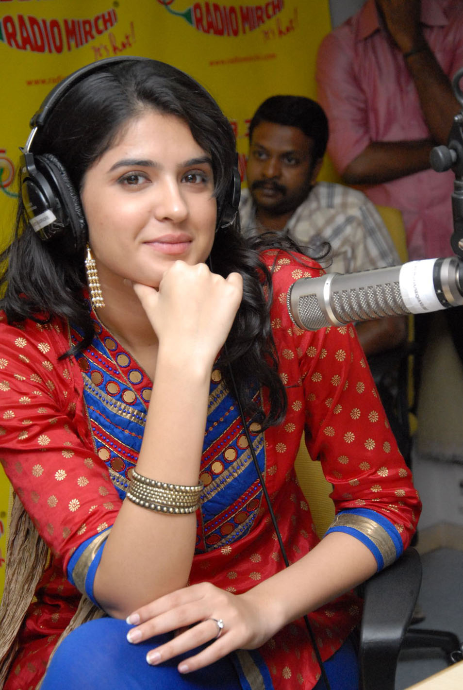 deeksha-seth-at-radio-mirchi-c0bfb028.jpg