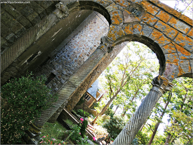 Arcos con Columnas en el Castillo Hammond, Gloucester