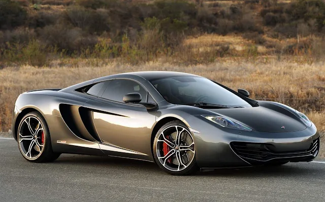 McLaren MP4-12C Cupê - recall