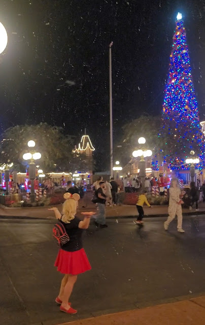 When does it snow on Mainstreet at Magic Kingdom?