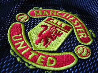 Blue Manchester United FC Uniform Logo Close Up HD Wallpaper